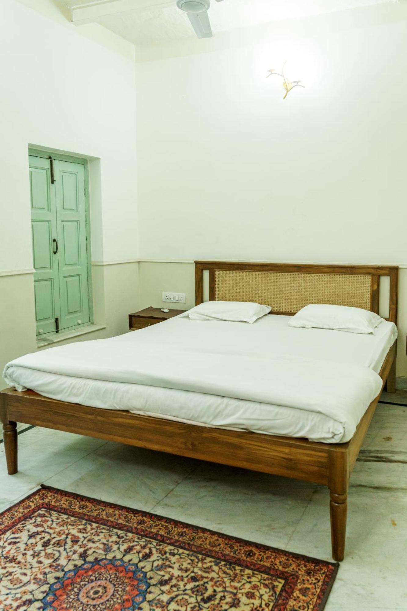 Hotel Shree Krishna Bhakti Ashram Vrindāvan Exterior foto